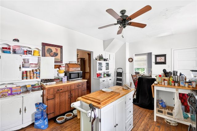 1775 4th Ave, Freedom, PA 15042