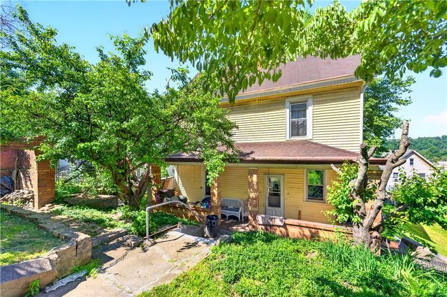 1775 4th Ave, Freedom, PA 15042