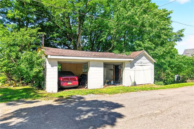 1775 4th Ave, Freedom, PA 15042