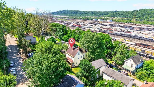 1775 4th Ave, Freedom, PA 15042