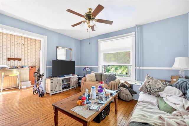 1775 4th Ave, Freedom, PA 15042