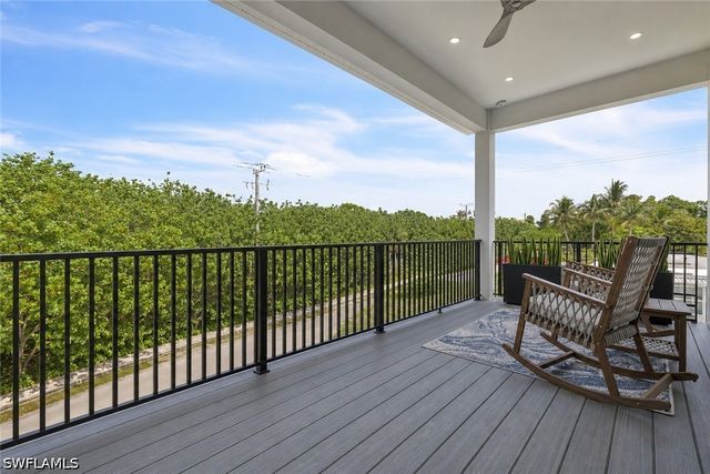 3028 Woodside AVE, Naples, FL 34112
