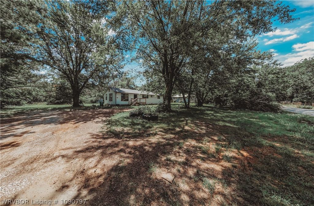 2968 Archie Watkins Road, Farmington, AR 72730