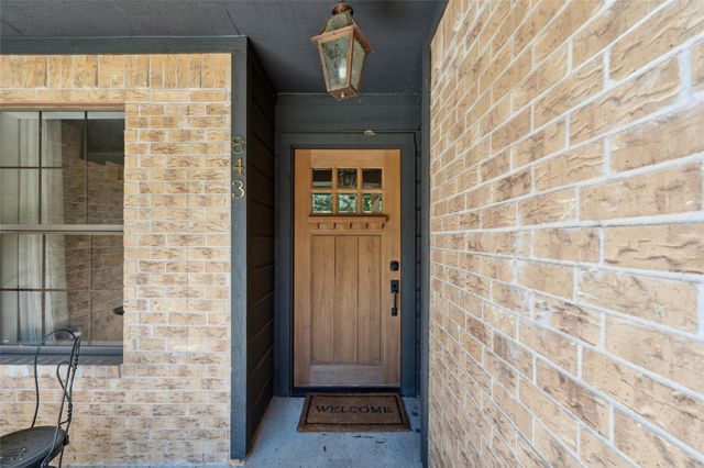 843 Fall Creek Drive, Huffman, TX 77336