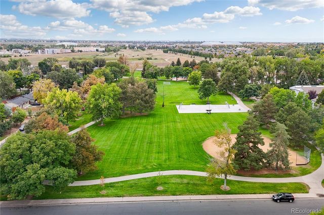 1234 Willow Street, Denver, CO 80220