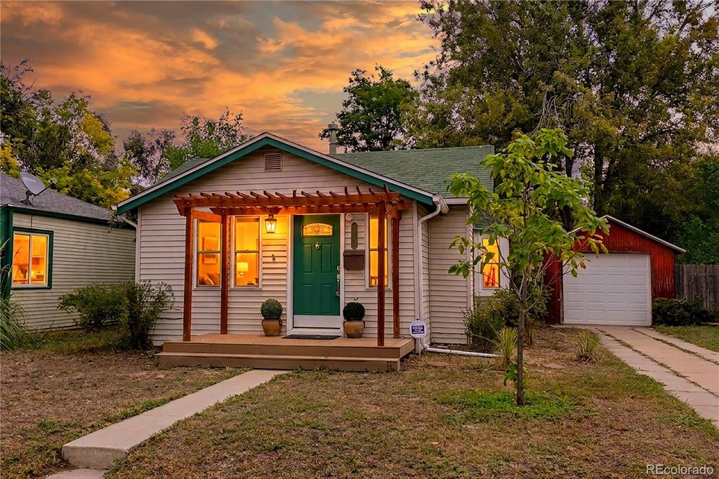 1234 Willow Street, Denver, CO 80220