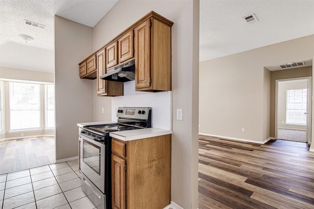 6307 Blaney Drive, Arlington, TX 76001