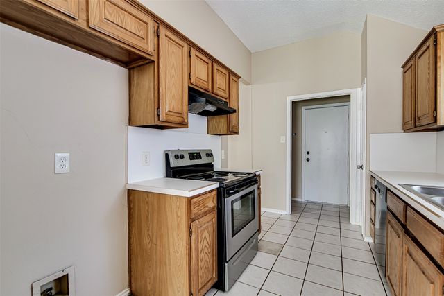 6307 Blaney Drive, Arlington, TX 76001