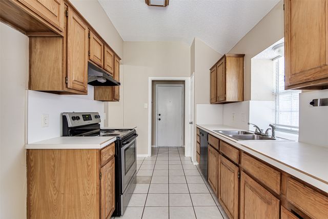 6307 Blaney Drive, Arlington, TX 76001