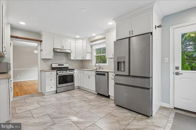 535 DUNKIRK RD, Baltimore, MD 21212
