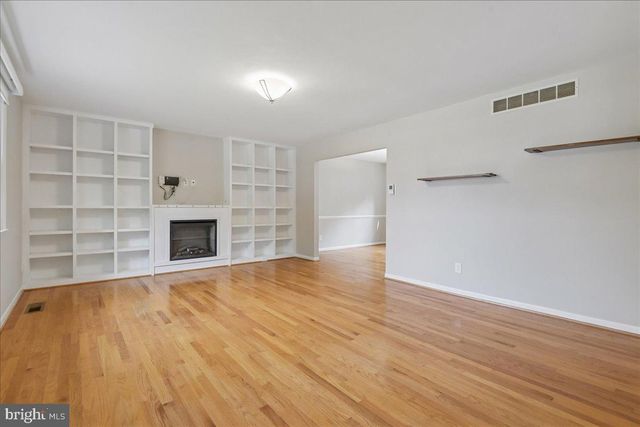 535 DUNKIRK RD, Baltimore, MD 21212