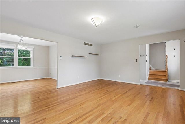 535 DUNKIRK RD, Baltimore, MD 21212