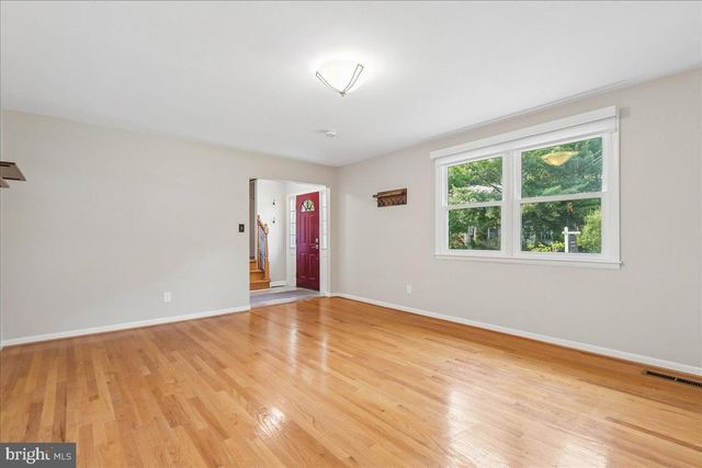 535 DUNKIRK RD, Baltimore, MD 21212