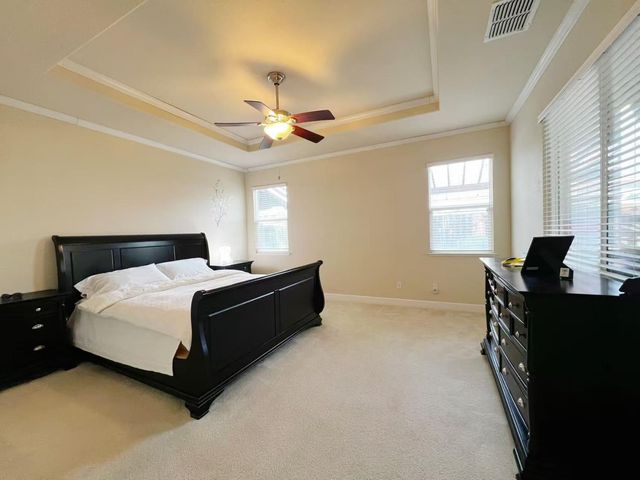 1059 Harvest Mill Dr, Manteca, CA 95336