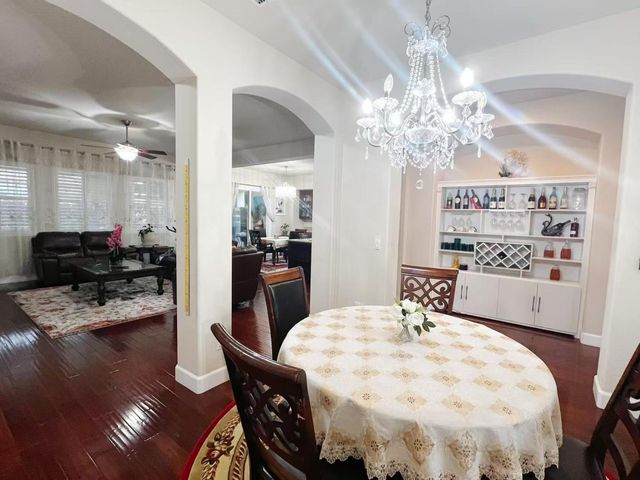 1059 Harvest Mill Dr, Manteca, CA 95336