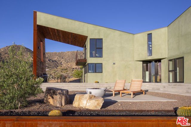 61919 Mountain View Drive, Joshua Tree, CA 92252