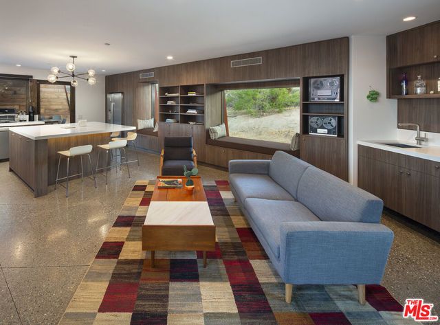 61919 Mountain View Drive, Joshua Tree, CA 92252