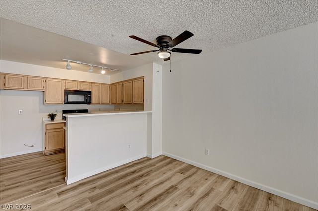 2040 Willowbury Drive C, Las Vegas, NV 89108
