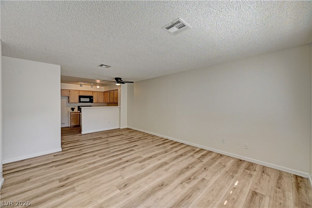 2040 Willowbury Drive C, Las Vegas, NV 89108 — photo 5