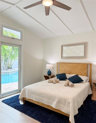 156 N BLVD OF THE PRESIDENTS, Sarasota, FL 34236