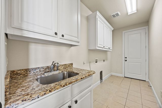 800 Yasmin Court, Heath, TX 75126