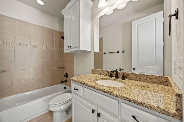 800 Yasmin Court, Heath, TX 75126