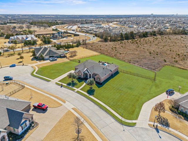 800 Yasmin Court, Heath, TX 75126