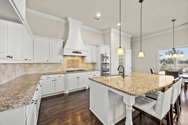 800 Yasmin Court, Heath, TX 75126