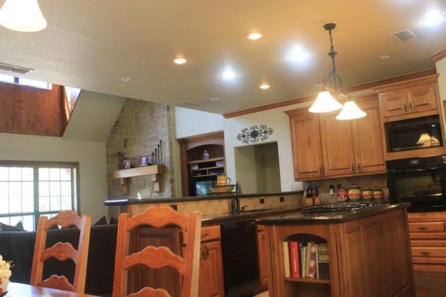 197 E Bay Drive, Bridgeport, TX 76426
