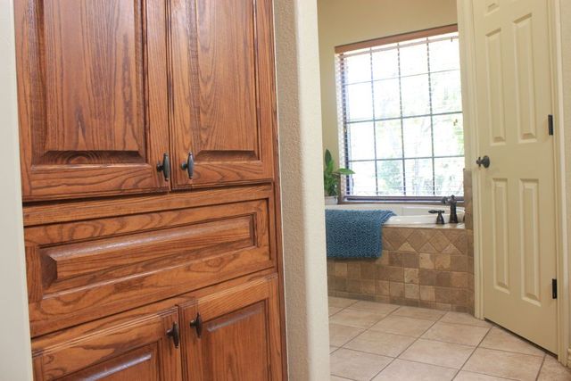 197 E Bay Drive, Bridgeport, TX 76426