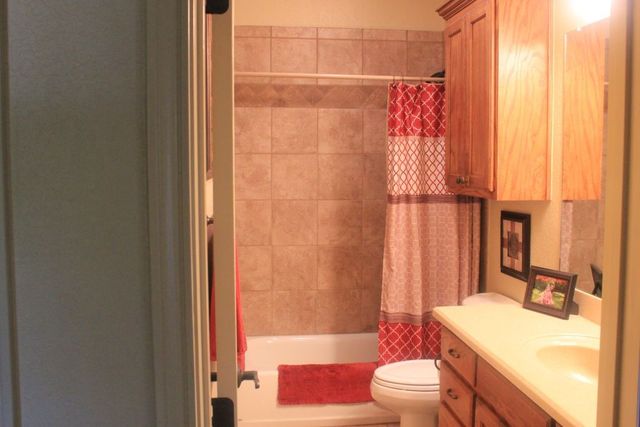 197 E Bay Drive, Bridgeport, TX 76426