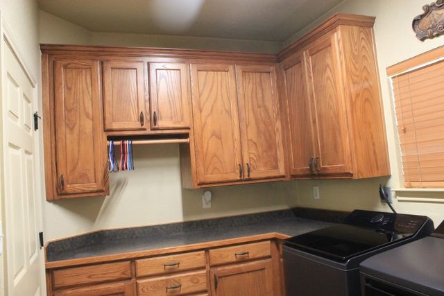 197 E Bay Drive, Bridgeport, TX 76426