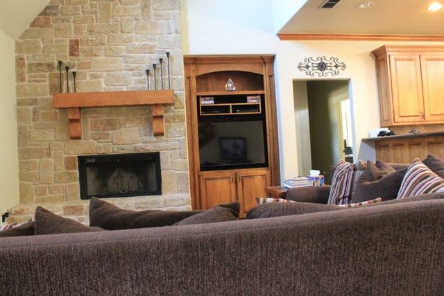 197 E Bay Drive, Bridgeport, TX 76426
