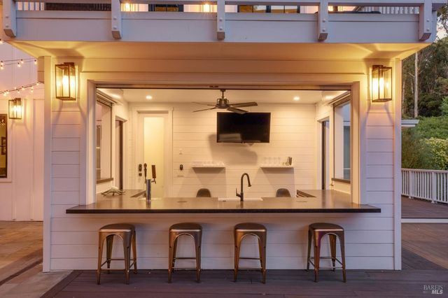 31 Gold Hill Grade, San Rafael, CA 94901