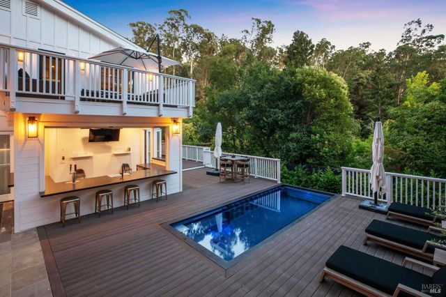 31 Gold Hill Grade, San Rafael, CA 94901