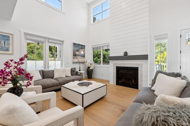 31 Gold Hill Grade, San Rafael, CA 94901