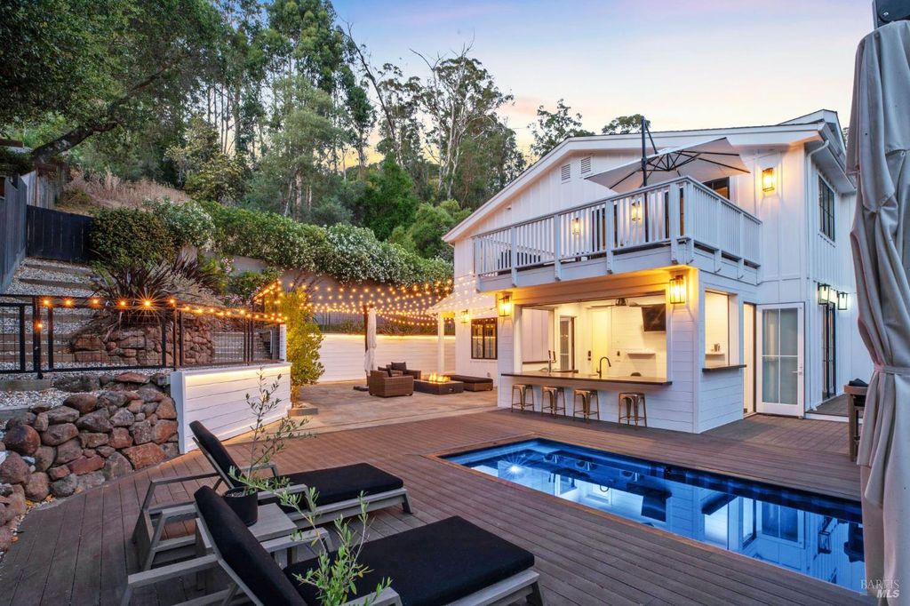 31 Gold Hill Grade, San Rafael, CA 94901