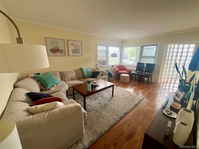 435 E Chester Street 1, Long Beach, NY 11561