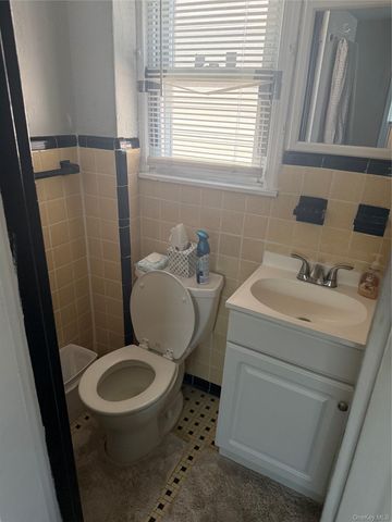 435 E Chester Street 1, Long Beach, NY 11561