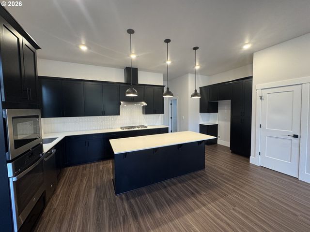 16916 Sw Cairn Ln, King City, OR 97140