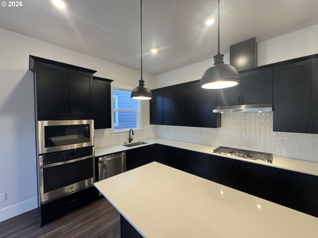 16916 Sw Cairn Ln, King City, OR 97140