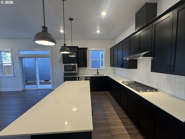 16916 Sw Cairn Ln, King City, OR 97140