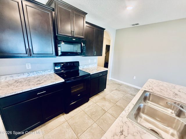 465 Sorrento Drive, Cocoa, FL 32922