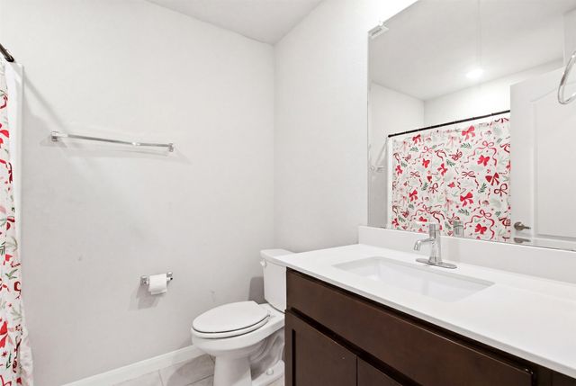 1136 Country Glen Drive, Godley, TX 76044