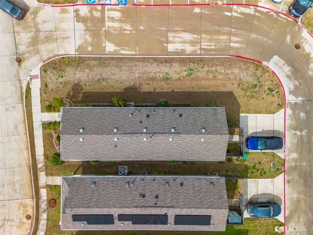 421 Corsair Way, Ferris, TX 75125