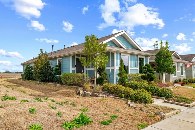 421 Corsair Way, Ferris, TX 75125