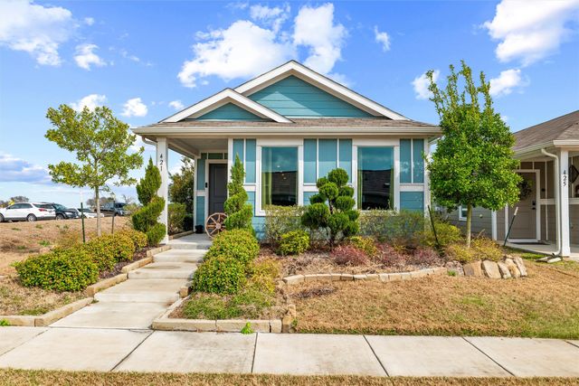 421 Corsair Way, Ferris, TX 75125