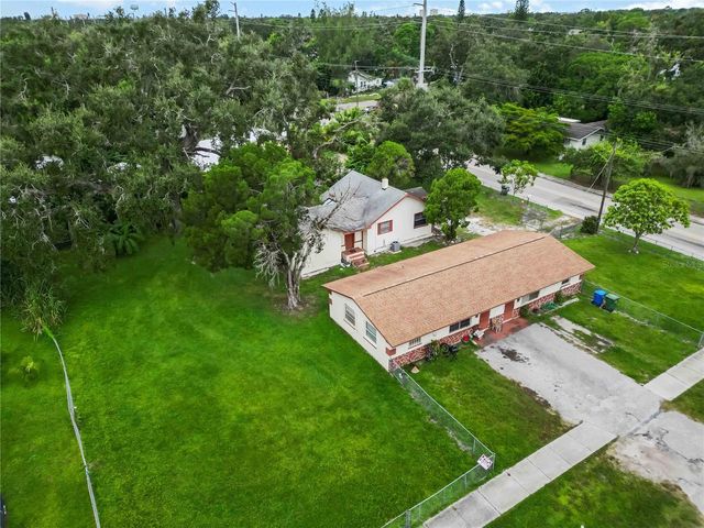 902 27TH STREET E, Bradenton, FL 34208