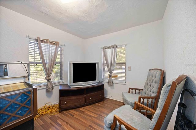 902 27TH STREET E, Bradenton, FL 34208