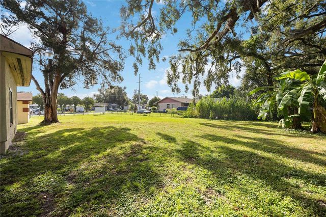 902 27TH STREET E, Bradenton, FL 34208